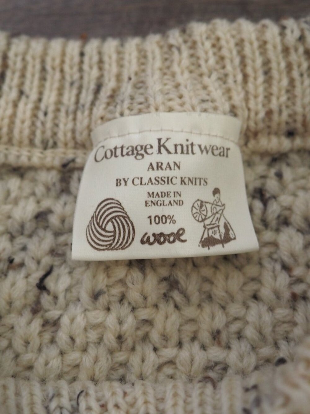 Vintage Cottage Knitwear Aran by Classic Knits Chunky Fisherman Cable Knit - Picture 3 of 9